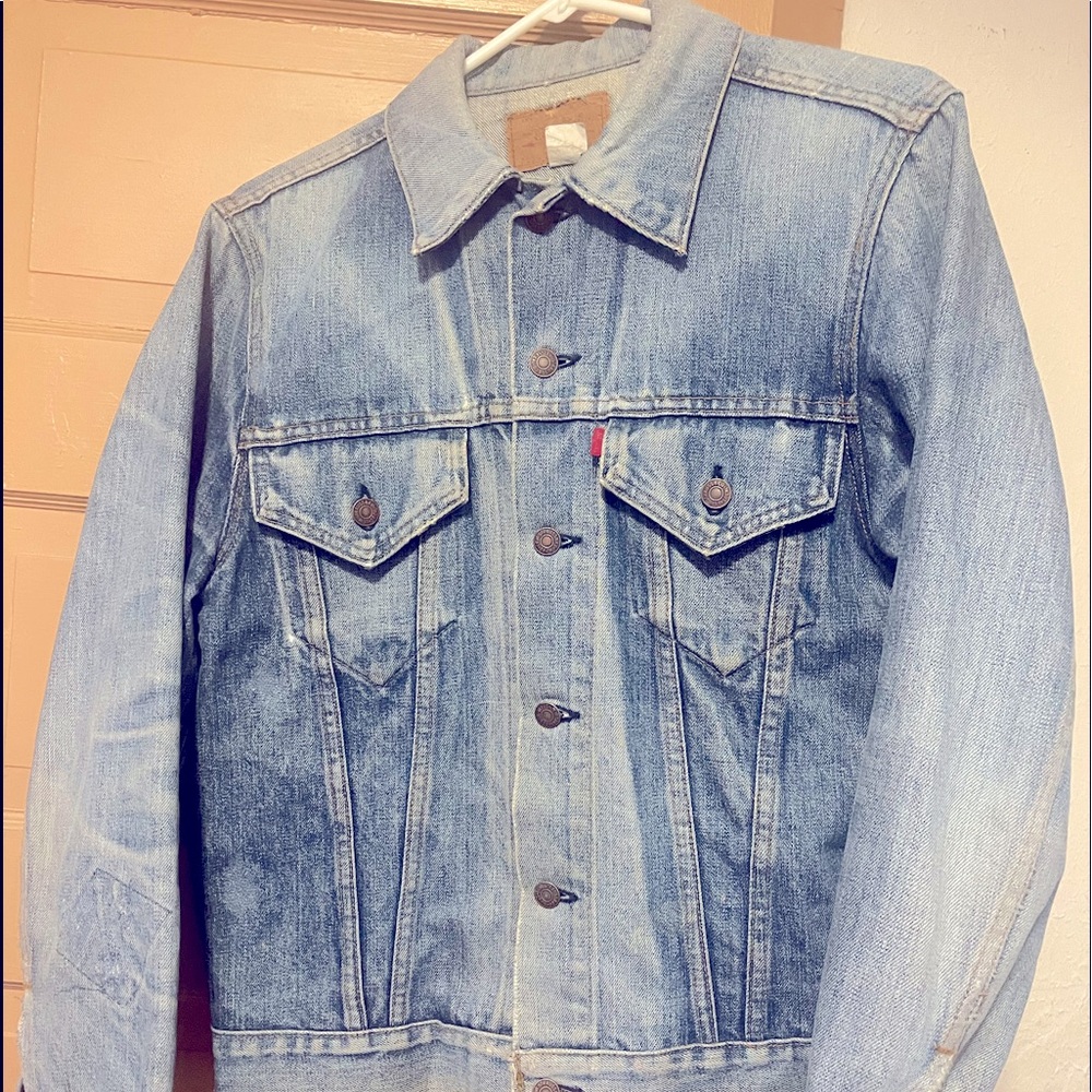 Vintage 70s Levi’s jean jacket size 42 (L)